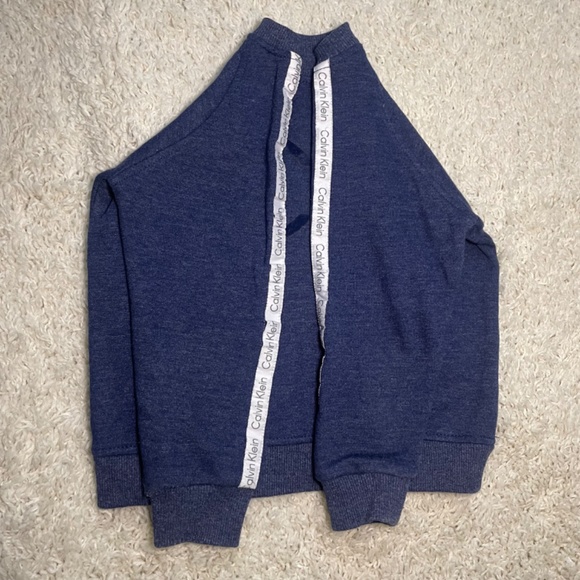 Calvin Klein toddler sweater - Picture 4 of 5